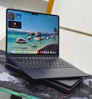 New Laptop Apple MacBook Air 2025 M4 16GB Apple M4 SSD 256GB
