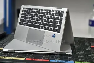 New Laptop HP EliteBook 1040 G8 16GB Intel Core i7 SSD 512GB