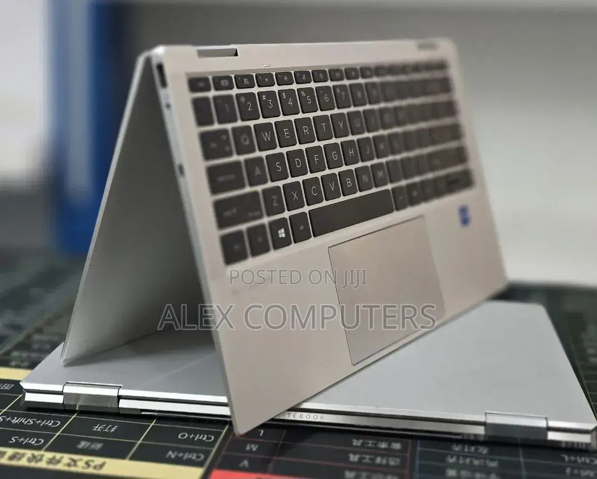 New Laptop HP EliteBook 1040 G8 16GB Intel Core i7 SSD 512GB