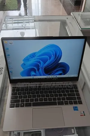 New Laptop HP Stream Notebook 16GB Intel Core i5 SSD 1T