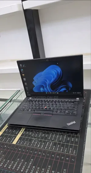 New Laptop Lenovo ThinkPad T14s G4 16GB AMD Ryzen 5 SSD 512GB