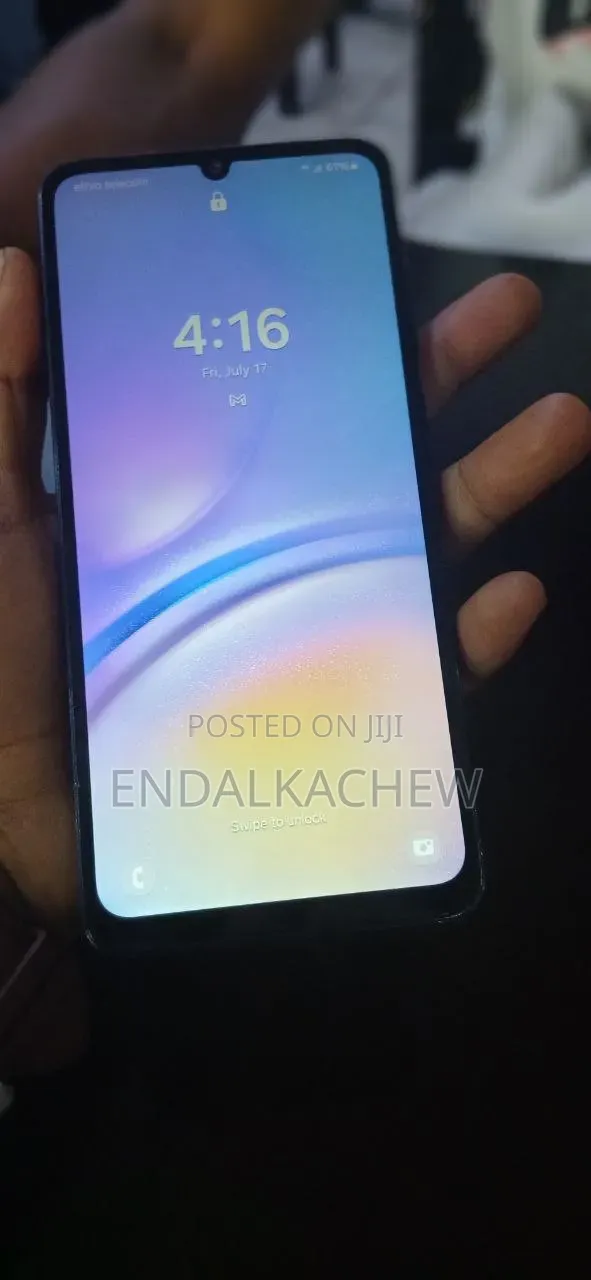 New Samsung Galaxy A05 64 GB Black