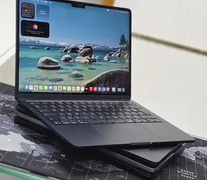 New Laptop Apple MacBook Air 2025 M4 16GB Apple M4 SSD 256GB
