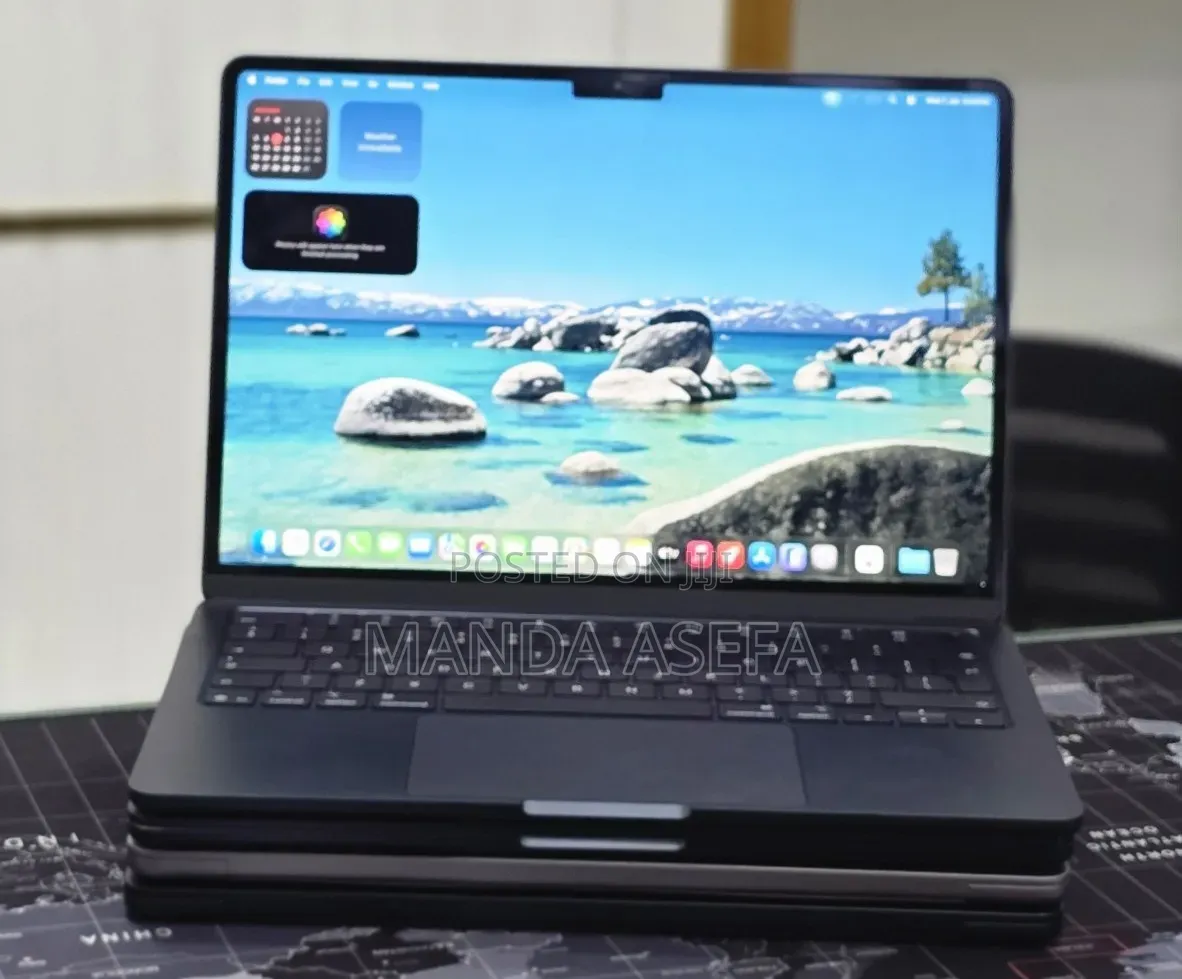 New Laptop Apple MacBook Air 2025 M4 16GB Apple M4 SSD 256GB