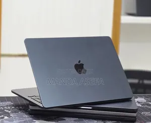 New Laptop Apple MacBook Air 2025 M4 16GB Apple M4 SSD 256GB