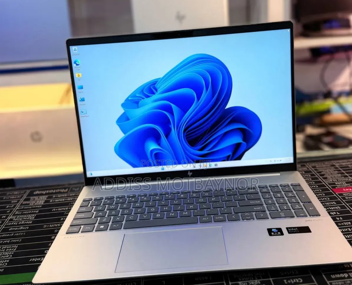 New Laptop HP Pavilion 15 32GB Intel Core Ultra 7 SSD 1T