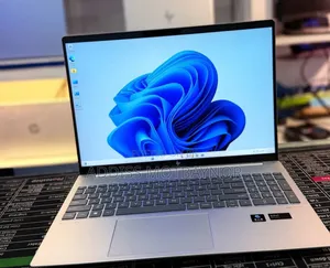 New Laptop HP Pavilion 15 32GB Intel Core Ultra 7 SSD 1T