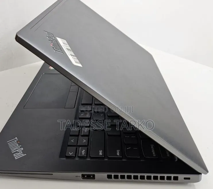 New Laptop Lenovo ThinkPad T14s Gen 2 16GB Intel Core i7 SSD 512GB