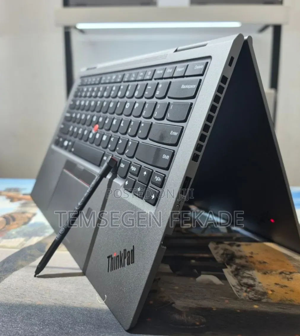 New Laptop Lenovo ThinkPad X1 Yoga 16GB Intel Core i7 SSD 512GB