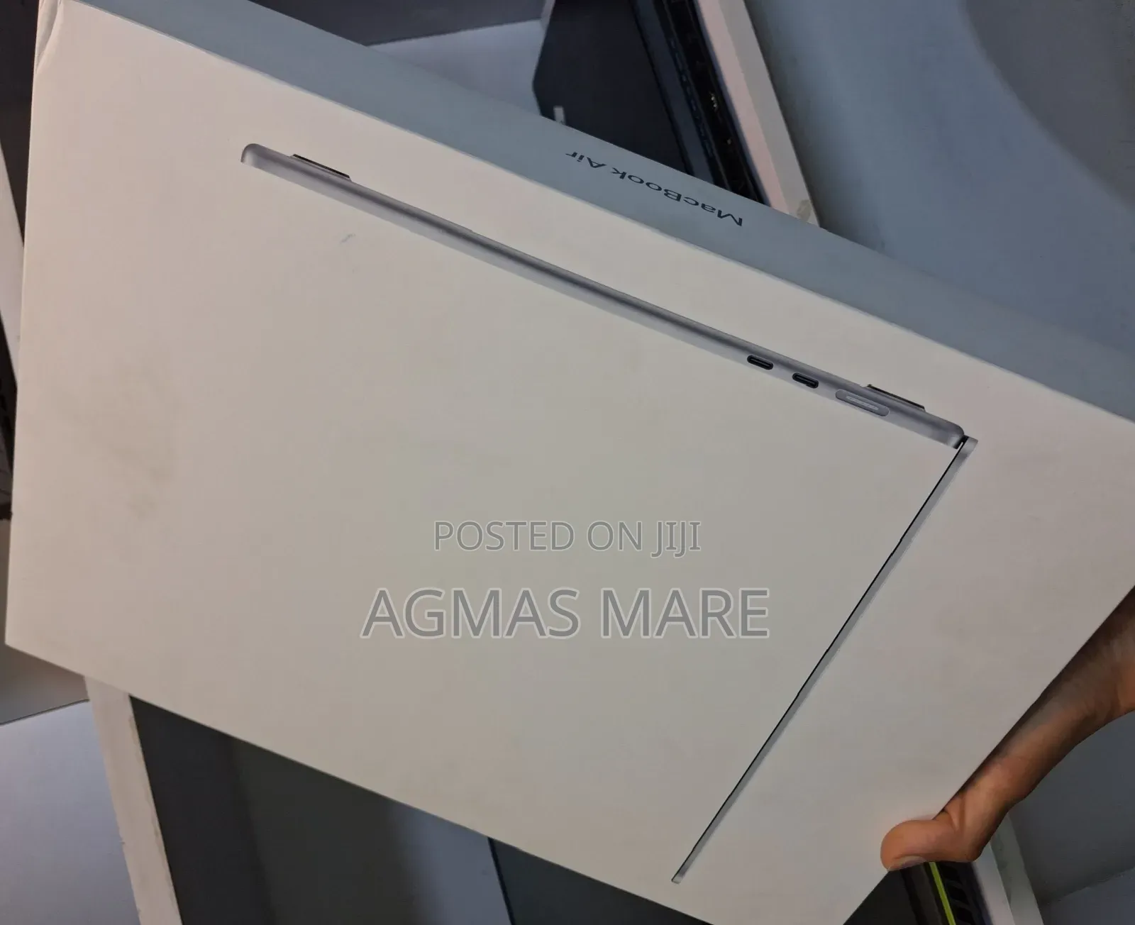 New Laptop Apple MacBook Air 2025 M4 16GB Apple M4 SSD 512GB