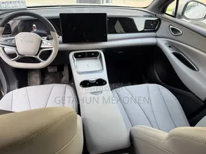 New BYD Seal 6 EV 2025 Gray