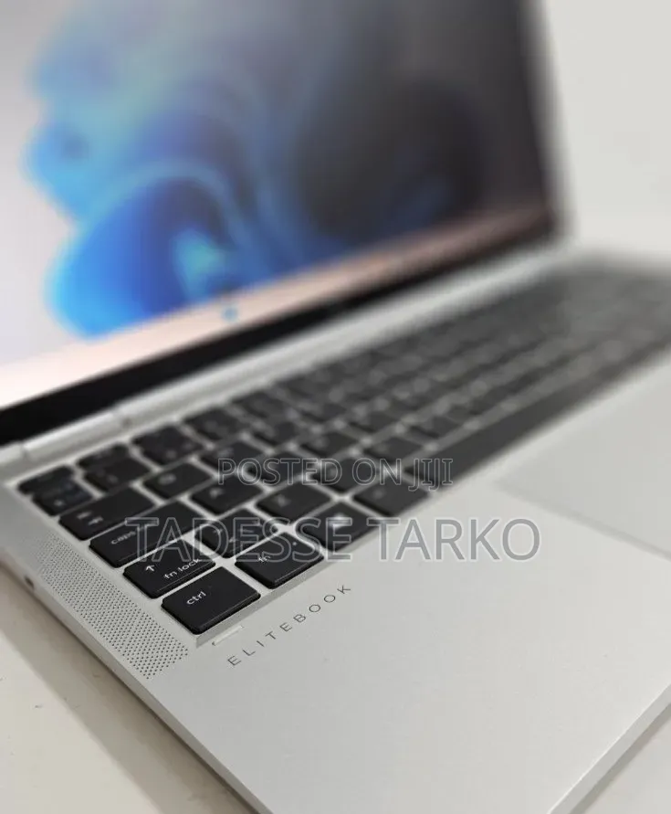 New Laptop HP EliteBook x360 1030 G8 16GB Intel Core i7 SSD 512GB