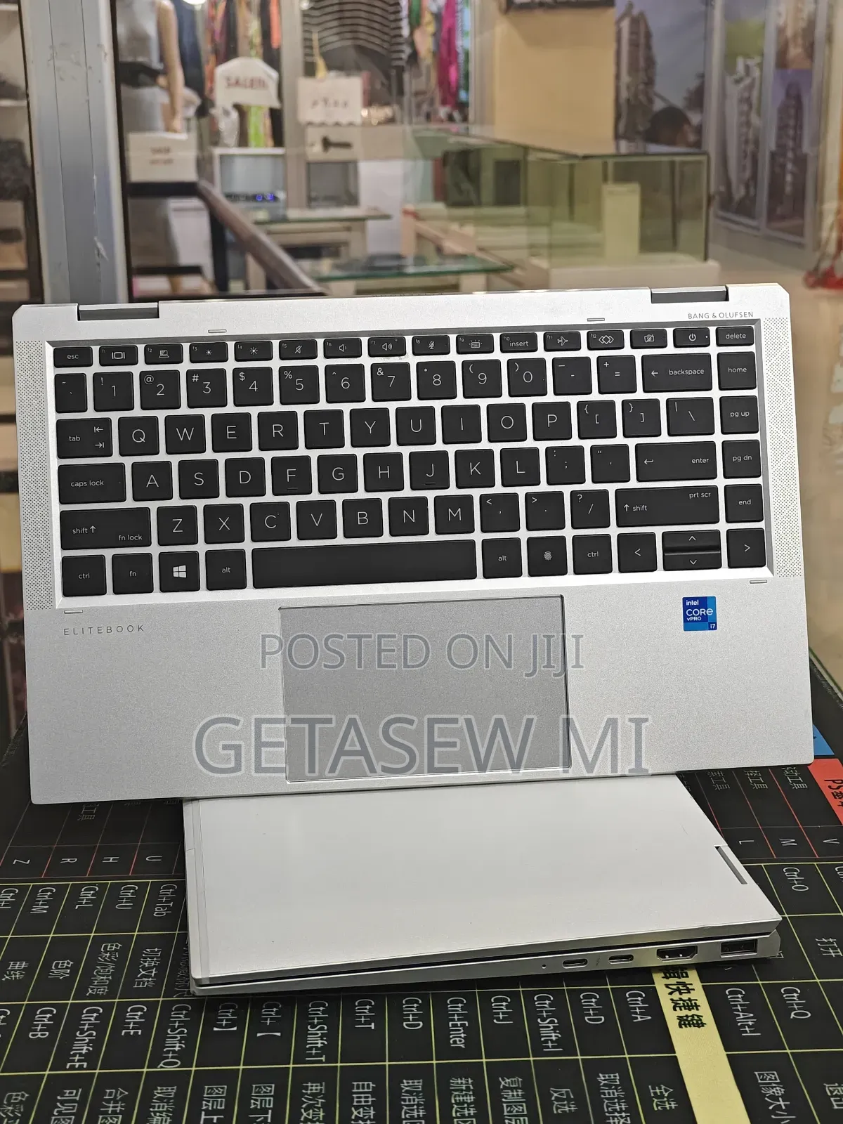 New Laptop HP EliteBook 1040 G8 16GB Intel Core i7 SSD 512GB