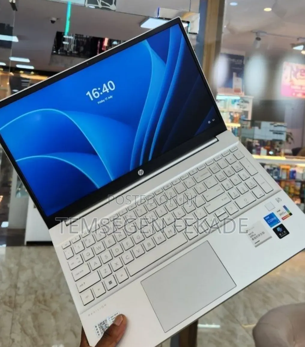 New Laptop HP Pavilion 15 16GB Intel Core i5 SSD 512GB