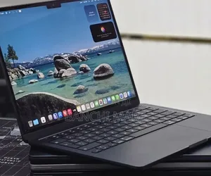 New Laptop Apple MacBook Air 2025 M4 16GB Apple M4 SSD 256GB