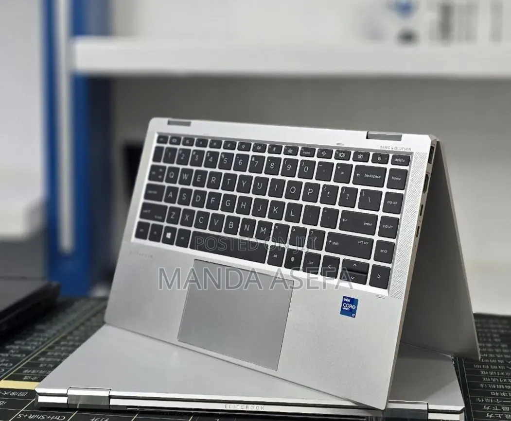 New Laptop HP EliteBook 1040 G8 32GB Intel Core i7 SSD 512GB