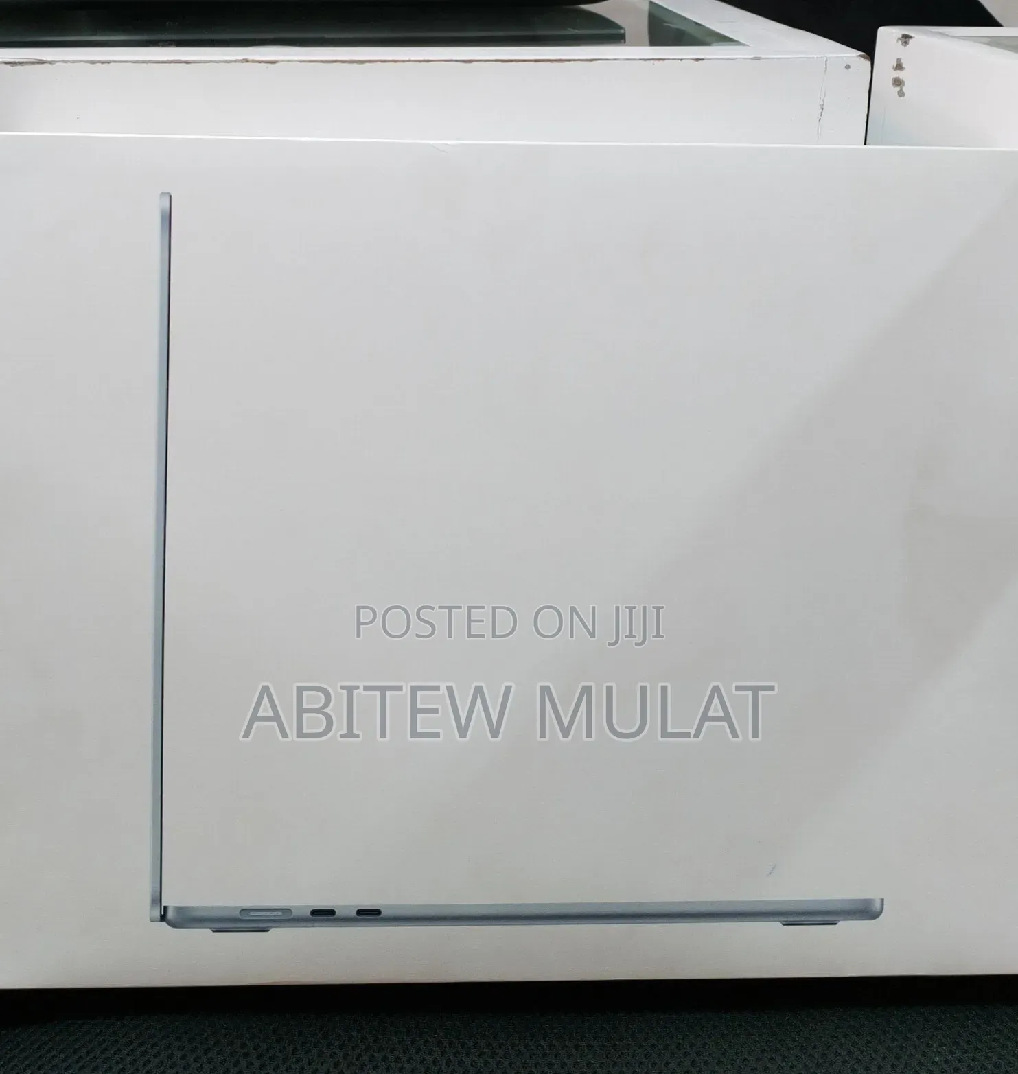 New Laptop Apple MacBook Air 2025 M4 16GB Apple M4 SSD 512GB