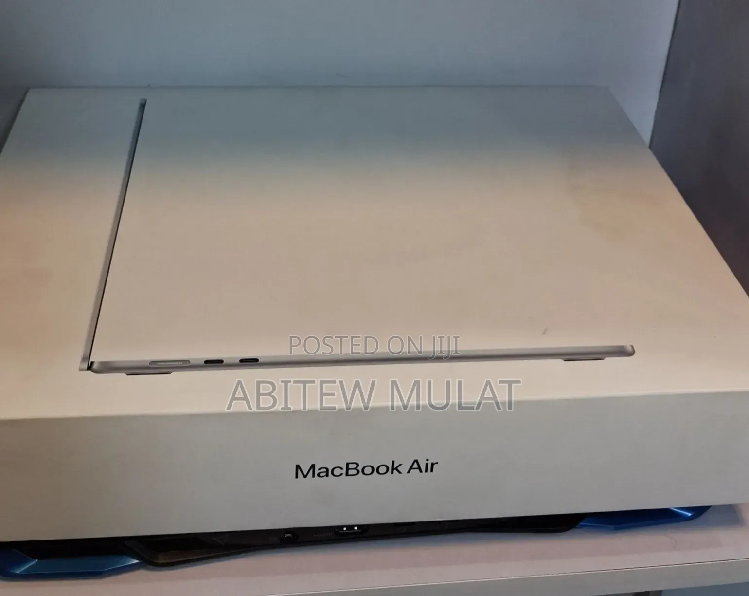 New Laptop Apple MacBook Air 2025 M4 16GB Apple M4 SSD 512GB