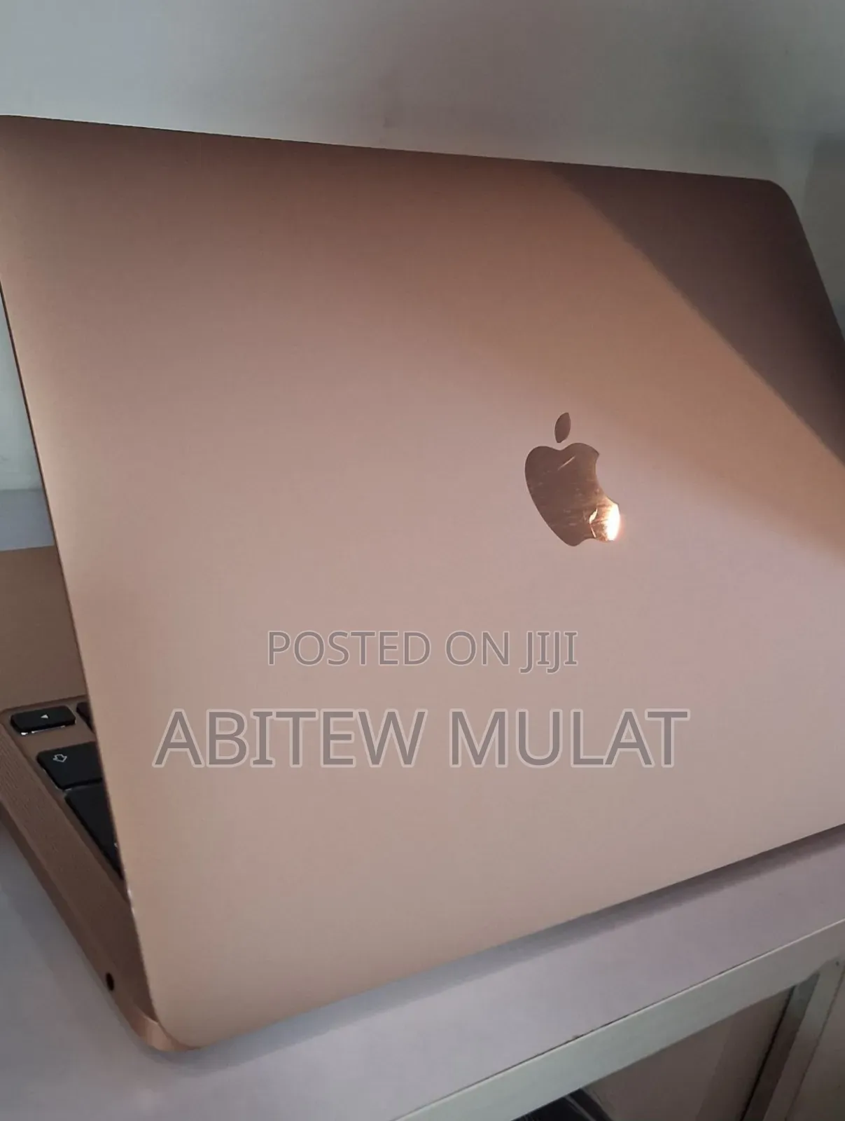 New Laptop Apple MacBook Air 2020 8GB Intel Core i5 SSD 256GB