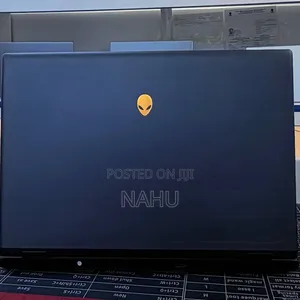 New Laptop Alienware M15 r3 16GB Intel Core Ultra 9 SSD 512GB