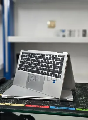 New Laptop HP EliteBook 1040 G8 16GB Intel Core i7 SSD 512GB