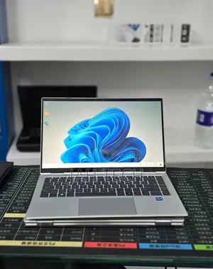 New Laptop HP EliteBook 1040 G8 16GB Intel Core i7 SSD 512GB