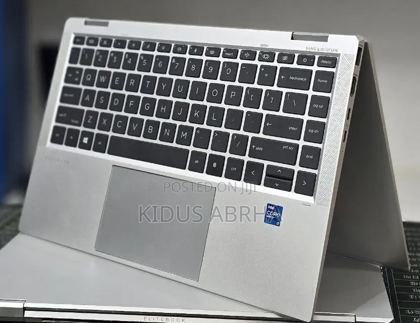 Laptop HP EliteBook 1040 G8 16GB Intel Core i7 SSD 512GB