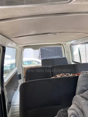 Toyota HiAce 2011 White