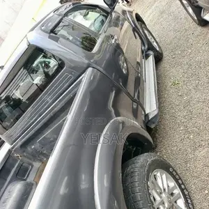 Toyota Hilux 2014 Black