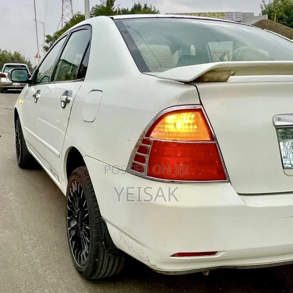Toyota Corolla 2007 White