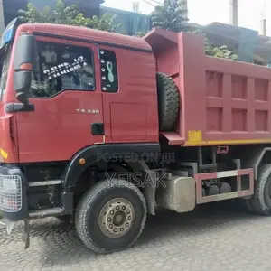 Sinotruk Howo 2025 Red