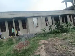 12bdrm House in Dukem Gabriel Sefar, East Shewa for sale