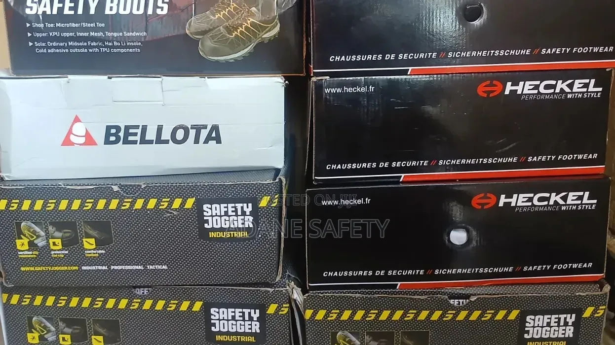 Safety Shoes Different Model for Companies With Discount From Adane$