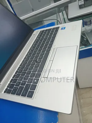 New Laptop HP EliteBook 850 G8 16GB Intel Core i7 SSD 512GB