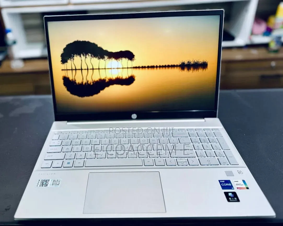 New Laptop HP 16GB Intel Core i5 SSD 512GB