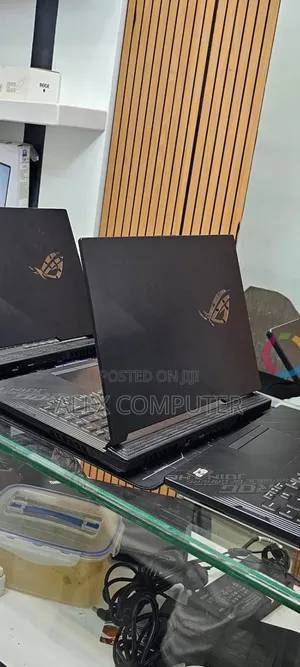 New Laptop Asus ROG Strix G15 16GB Intel Core i7 SSD 512GB