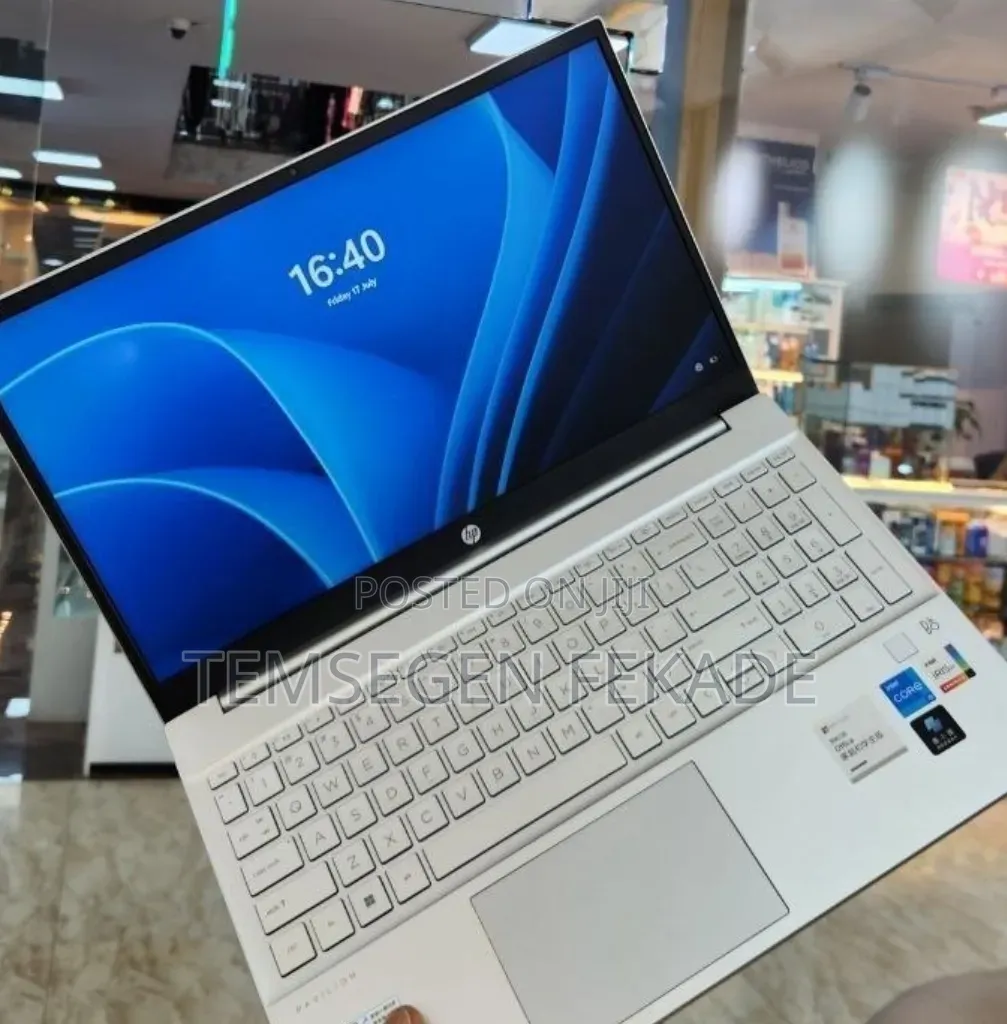 New Laptop HP Pavilion 15 16GB Intel Core i5 SSD 512GB