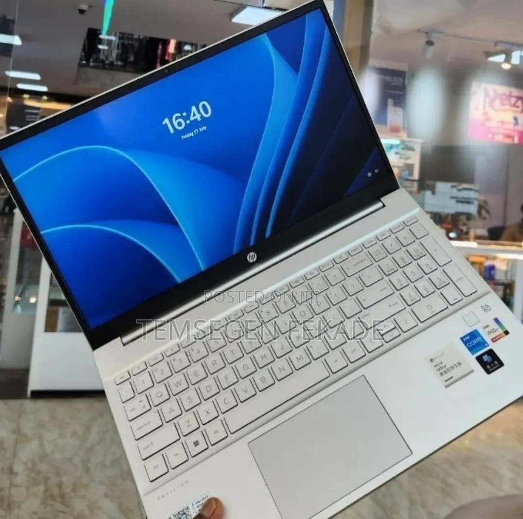 New Laptop HP Pavilion 15 16GB Intel Core i5 SSD 512GB