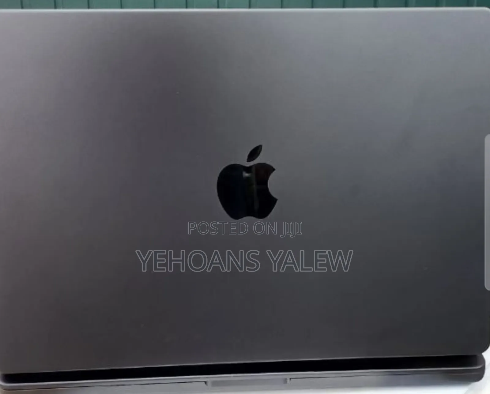 New Laptop Apple MacBook Pro 2023 M3 Pro 18GB Apple M3 Pro SSD 512GB