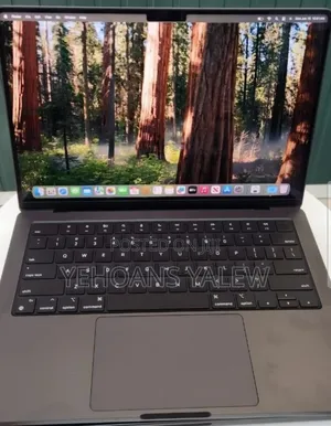 New Laptop Apple MacBook Pro 2023 M3 Pro 18GB Apple M3 Pro SSD 512GB