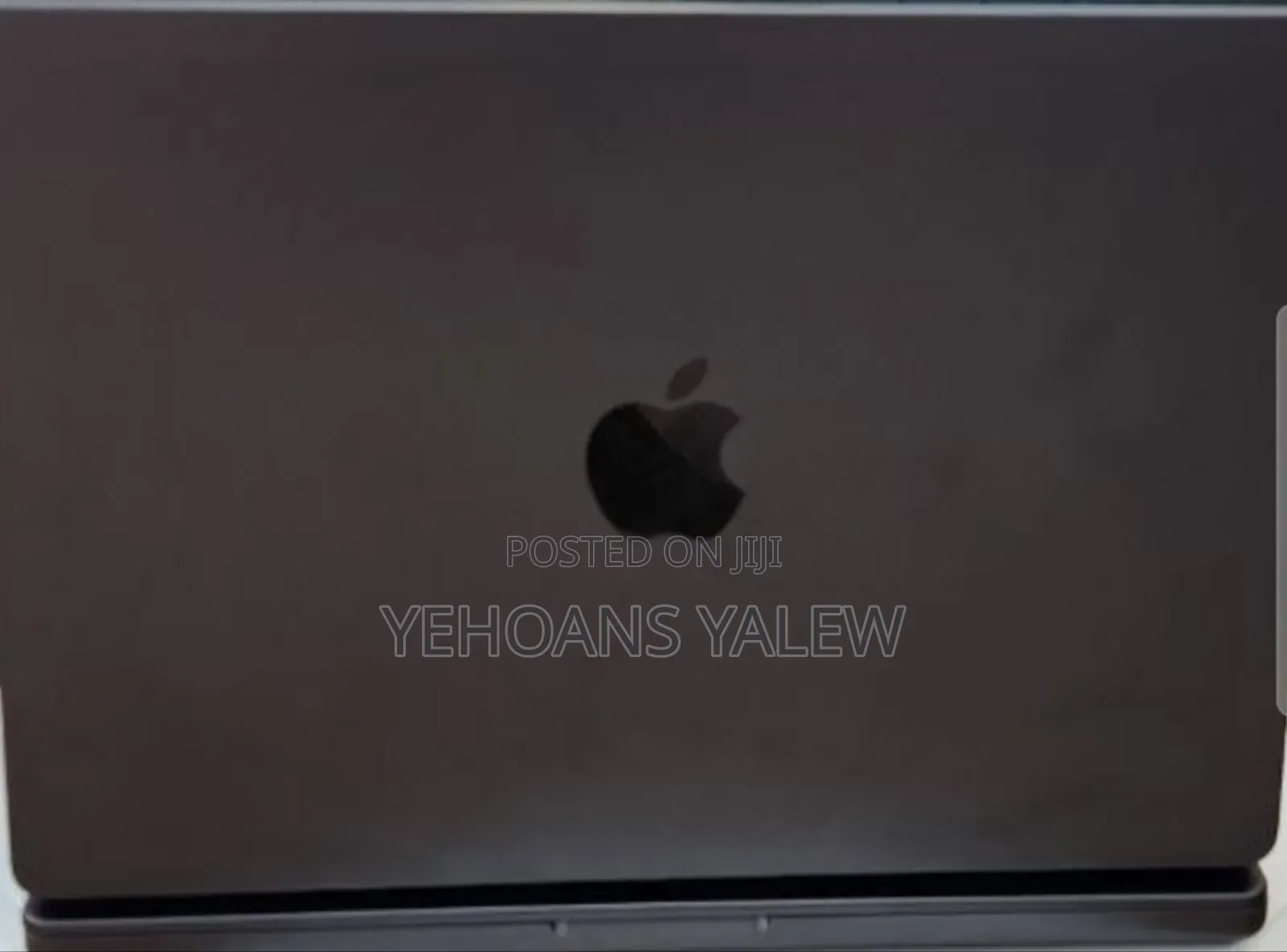 New Laptop Apple MacBook Pro 2023 M3 Pro 18GB Apple M3 Pro SSD 512GB