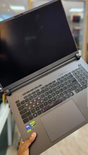 New Laptop Asus ROG Strix G18 32GB Intel Core Ultra 9 SSD 2T