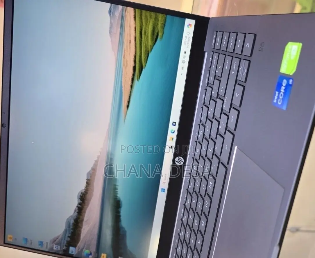 New Laptop HP 16GB Intel Core i5 SSD 512GB