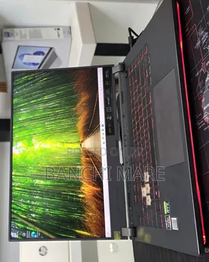 New Laptop Asus ROG Strix G16 32GB AMD Ryzen 9 SSD 512GB