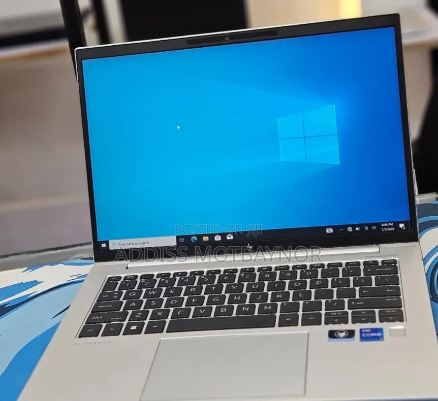 New Laptop HP EliteBook 840 G9 16GB Intel Core i7 SSD 512GB