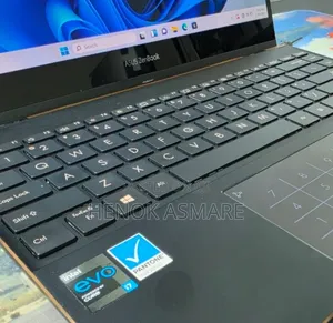 New Laptop Asus Zenbook 14 16GB Intel Core i7 SSD 512GB