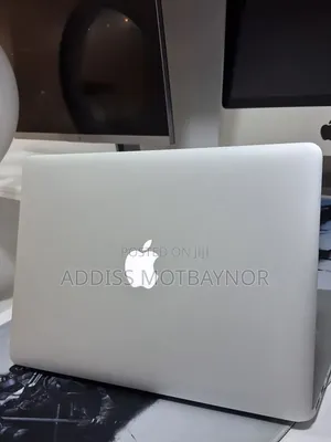 New Laptop Apple MacBook 2015 8GB Intel Core i5 SSD 256GB