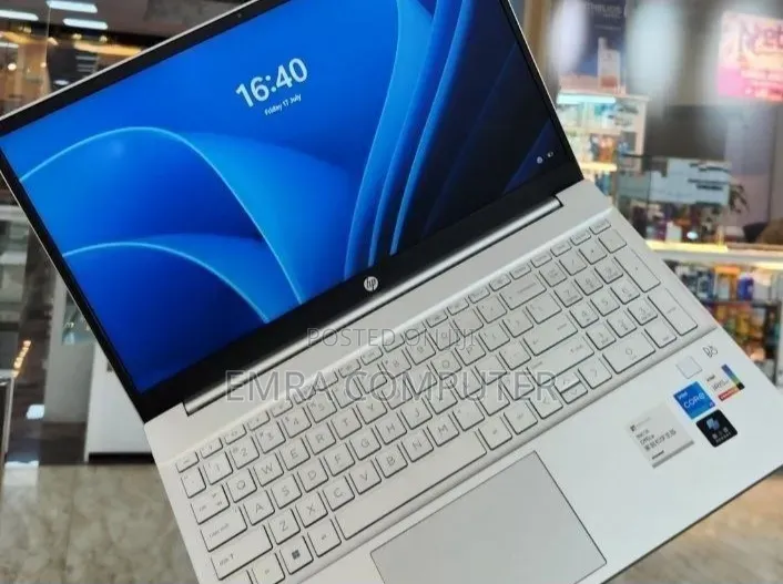 New Laptop HP Pavilion 15 16GB Intel Core i5 SSD 512GB