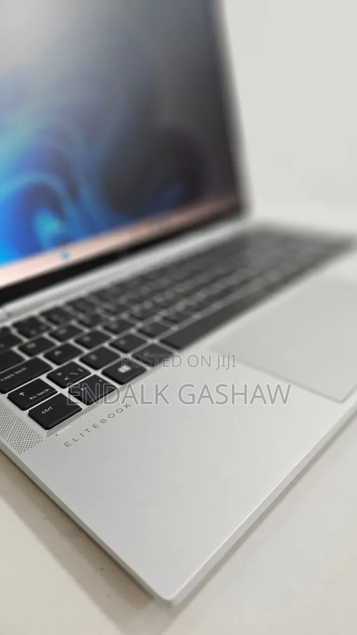 New Laptop HP EliteBook x360 1030 G8 16GB Intel Core i7 SSD 512GB