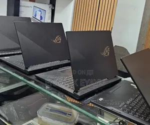 New Laptop Asus ROG Strix G15 16GB Intel Core i7 SSD 512GB